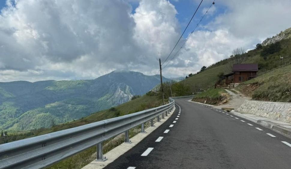 Imagini spectaculoase cu primul lot din Transapuseana! E cea mai mare investiţie pe un drum judeţean din România 899534