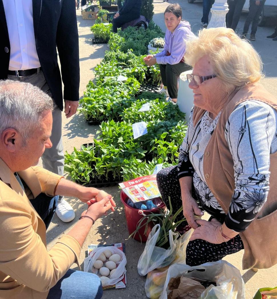 De ziua lui, ministrul Agriculturii, Florin Barbu, a fost alături de fermierii din Izbiceni, Olt 899739