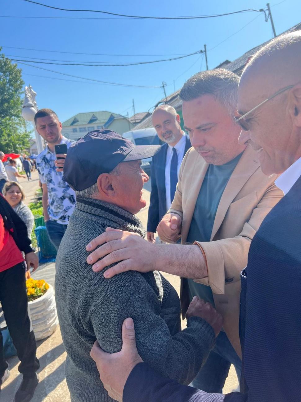 De ziua lui, ministrul Agriculturii, Florin Barbu, a fost alături de fermierii din Izbiceni, Olt 899744