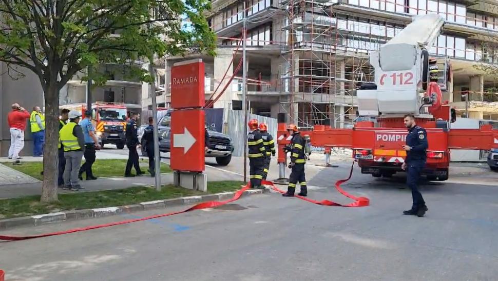 Incendiu puternic în cartierul Aviației din București 899874