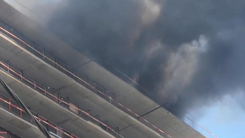 Incendiu puternic în cartierul Aviației din București 899875