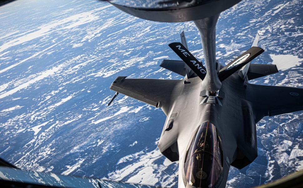 România, în fața celei mai mari achiziții militare din istoria sa. Contractul urmează să fie încheiat cu compania Lockheed Martin 900276