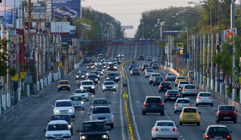 Aglomerație pe DN1 și Autostrada Soarelui, spre București! Rute alternative pentru șoferii care se întorc din minivacanța de Paște