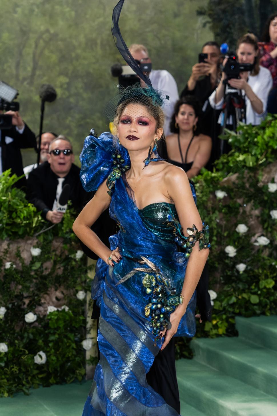 Met Gala 2024. Ținutele extravagante purtate de celebrități la cel mai mare eveniment de modă al anului 900994