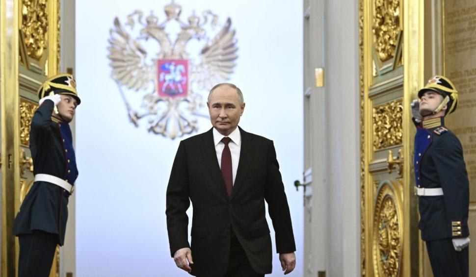 "Vom deveni și mai puternici!" | Vladimir Putin și-a început al cincilea mandat de președinte al Federației Ruse cu o regie bine pusă la punct la Kremlin 901051
