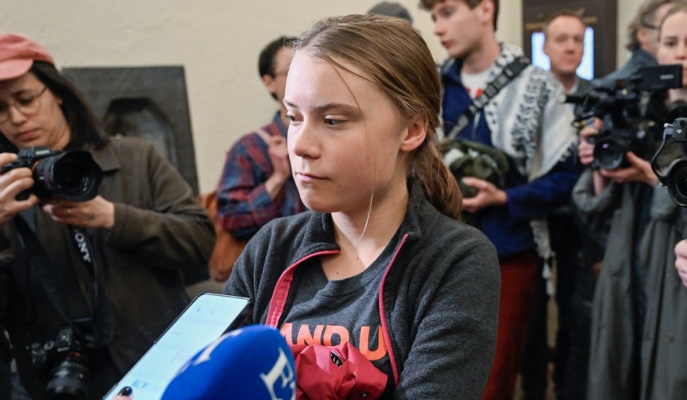 Amenda primită de activista Greta Thunberg, după ce a blocat de două ori intrarea în parlamentul Suediei