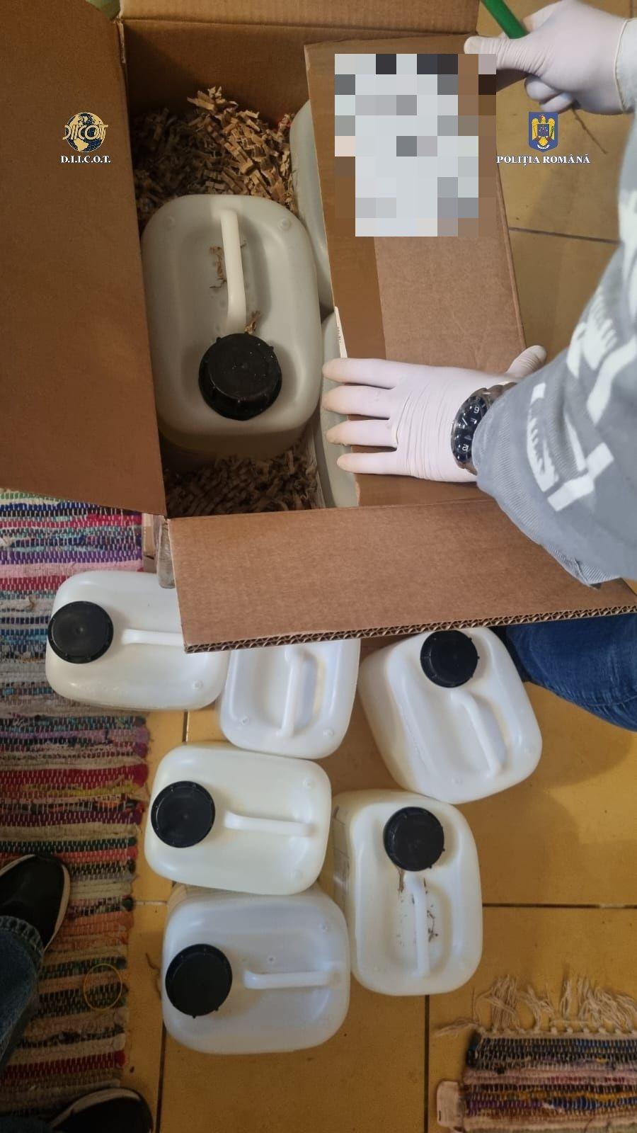 Fabrică ilegală de substanțe dopante, descoperită de polițiști, în Argeș | Prejudiciu de 2,1 milioane de euro 901530