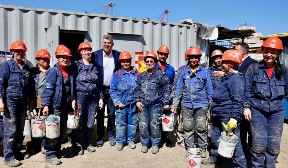 Marcel Ciolacu, după vizita la șantierul naval din Brăila: "România produce! Din ce în ce mai mult și mai bine" 901749