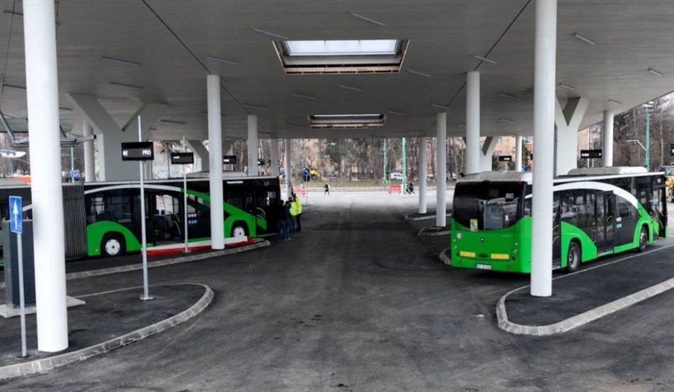Se deschide primul terminal verde din Brașov: 12 peroane şi staţii de încărcare pentru autobuze electrice