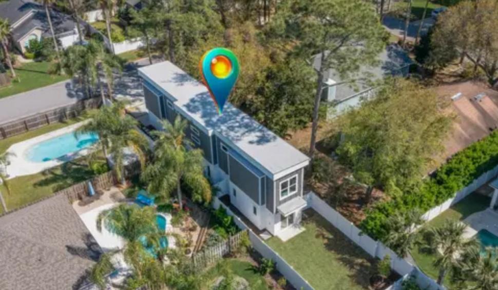 "Este pură răutate" | Scandal pe o casă cu o lăţime de trei metri, pusă la vânzare la un preţ uriaş, în Florida 902035