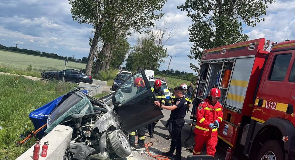 Accident grav la Costești. Un preot a murit pe loc iar un altul a ajuns în stare gravă la spital 902178