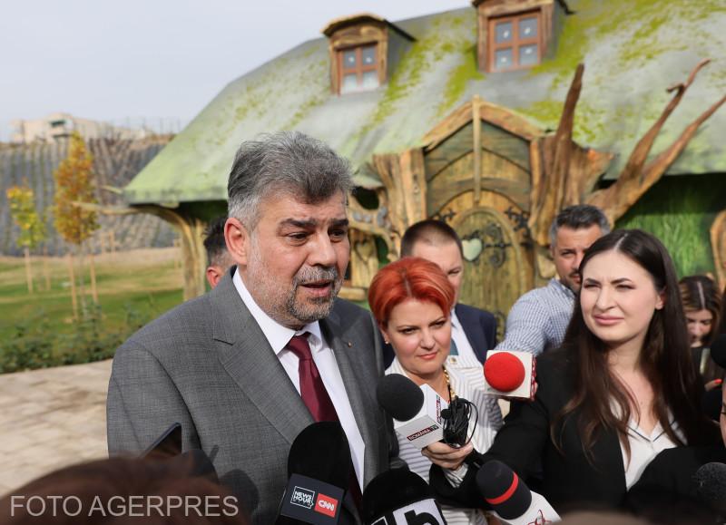 Nou parc inedit în România. Are un sat al piticilor, un teatru de vară şi o căsuță-restaurant 902455