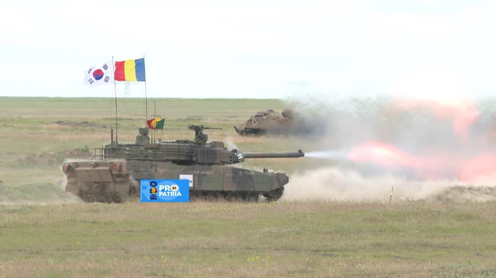 Imagini cu tancul K-2 Black Panther, ajuns în România. Trageri demonstrative într-un poligon din Galați 902646