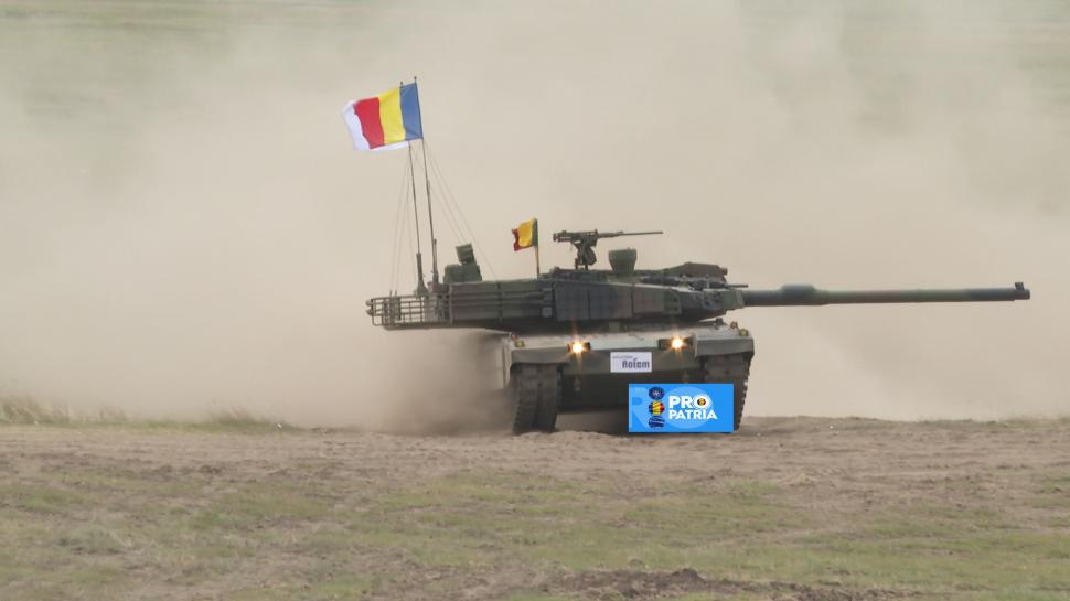 Imagini cu tancul K-2 Black Panther, ajuns în România. Trageri demonstrative într-un poligon din Galați 902647