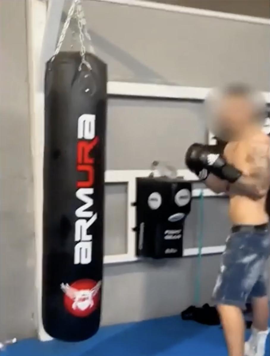 Unul dintre adolescenții care au ucis în bătaie un bărbat, în Crângași, făcea kickbox de performanță și este poreclit ”Beleaua” 902711