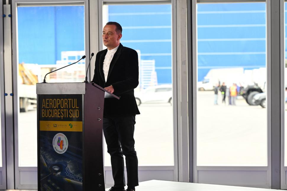 Aeroportul București-Sud, noua poartă de acces către Europa, va deservi peste 11 milioane de pasageri și va permite transportul a minimum 30.000 de tone de mărfuri în fiecare an 902749