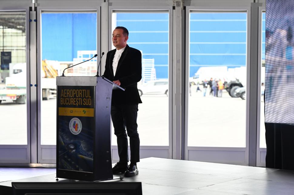 Aeroportul București-Sud, noua poartă de acces către Europa, va deservi peste 11 milioane de pasageri și va permite transportul a minimum 30.000 de tone de mărfuri în fiecare an 902750