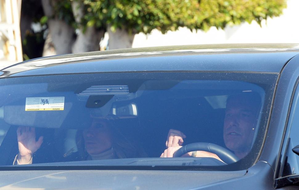 Presa americană anticipează divorțul anului: Jennifer Lopez și Ben Affleck locuiesc separat în Los Angeles 903222