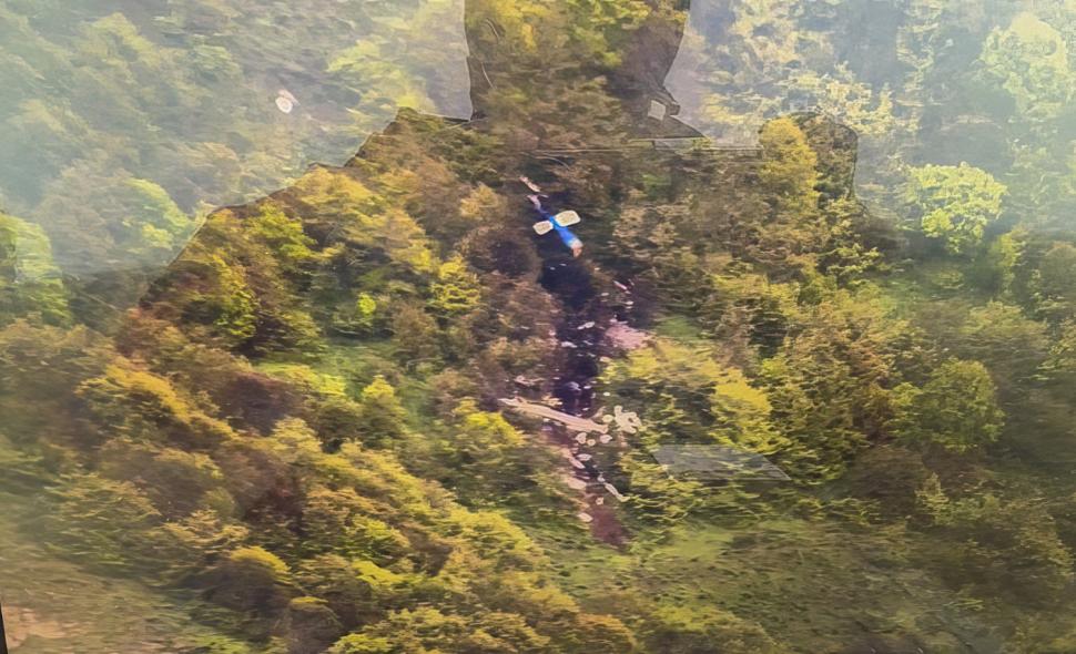 Primele imagini cu epava elicopterului în care a murit președintele Iranului. Ebrahim Raisi și-a găsit sfârșitul într-un aparat american Bell 212 903118