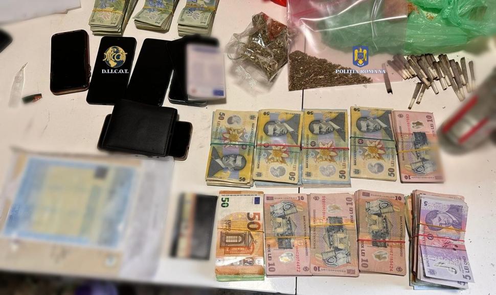 11 persoane au fost reţinute pentru trafic de droguri de risc în Timiş 903608