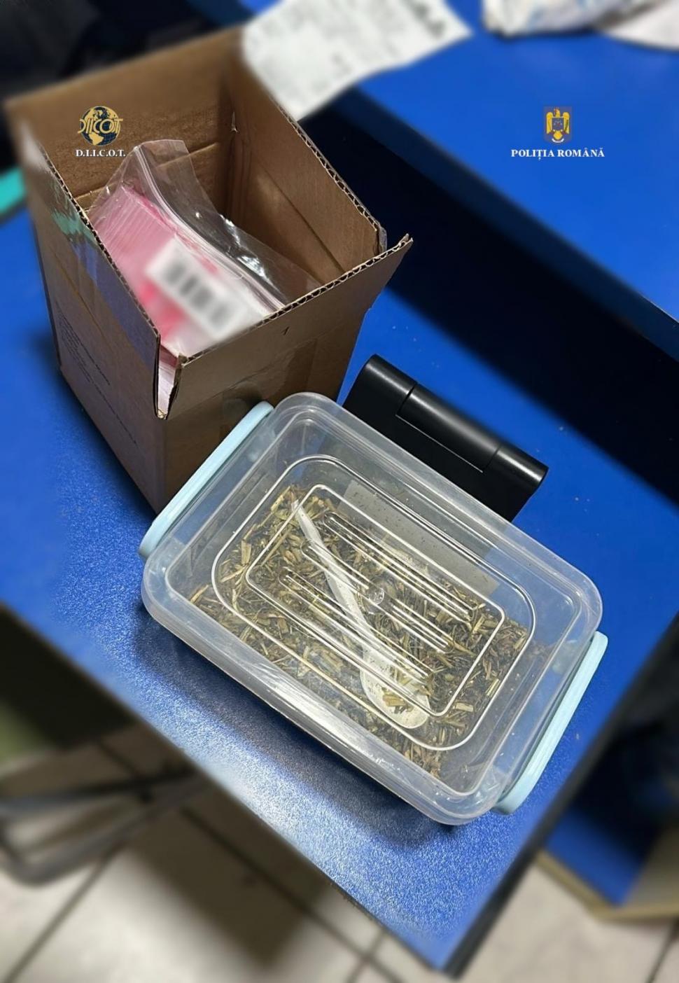 11 persoane au fost reţinute pentru trafic de droguri de risc în Timiş 903609
