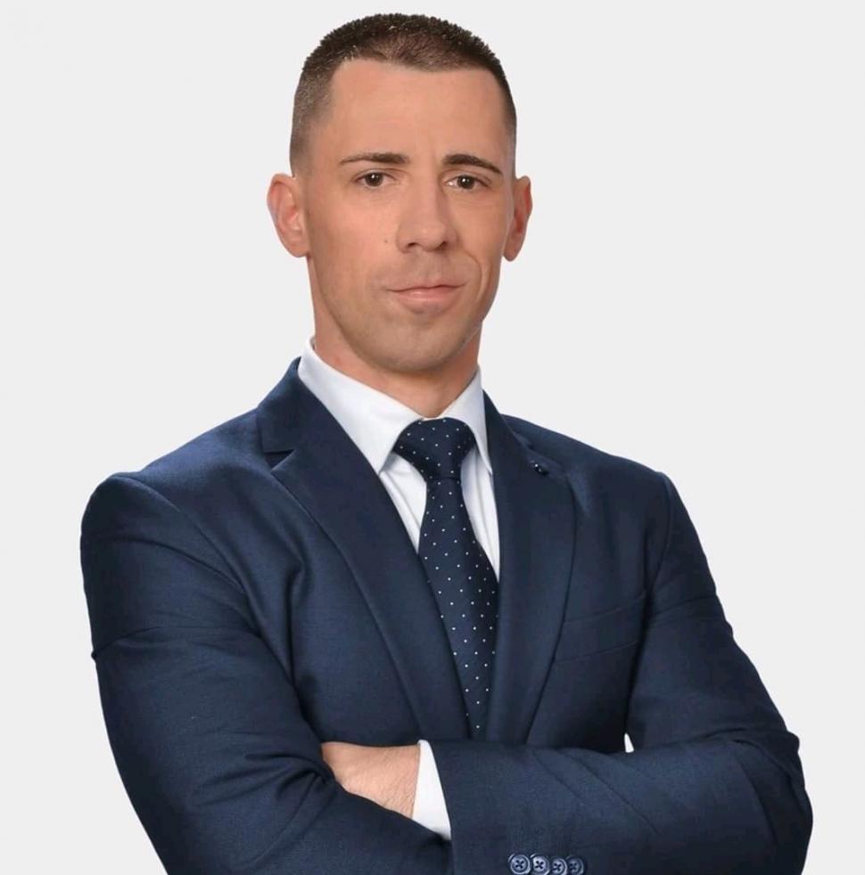 El este românul arestat pentru spionaj în favoarea Rusiei. Voia să candideze la Primăria Ploieşti  903986