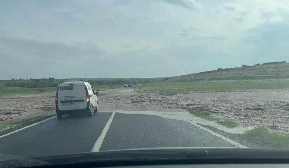 Avertizare meteo imediată cod galben de ploi torențiale și furtuni. Lista localităților afectate  904517