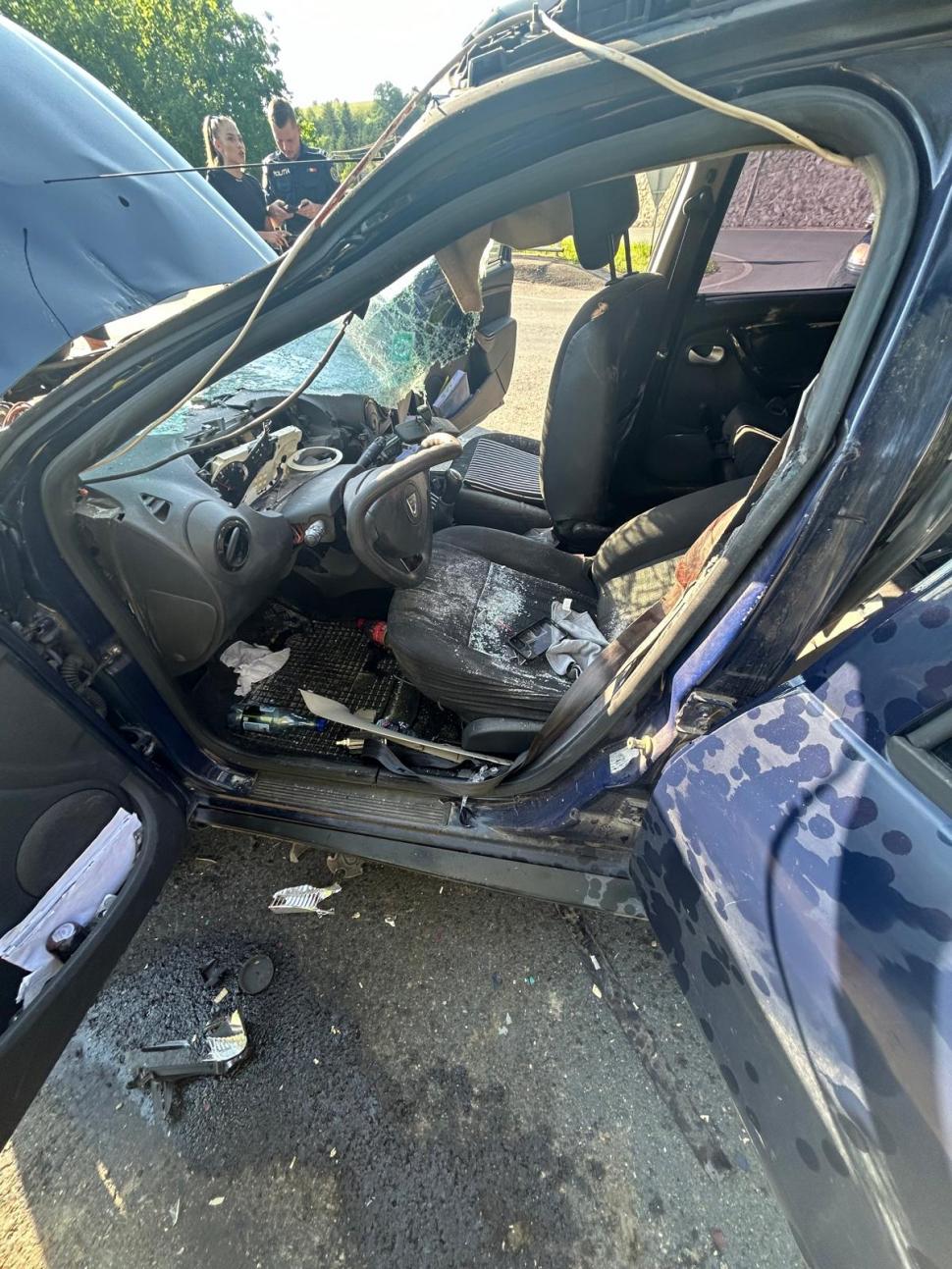 George Botizan, consilier judeţean în Arad, a fost strivit în propria maşină de un bolovan căzut de pe munte, la Gurahonţ 904394