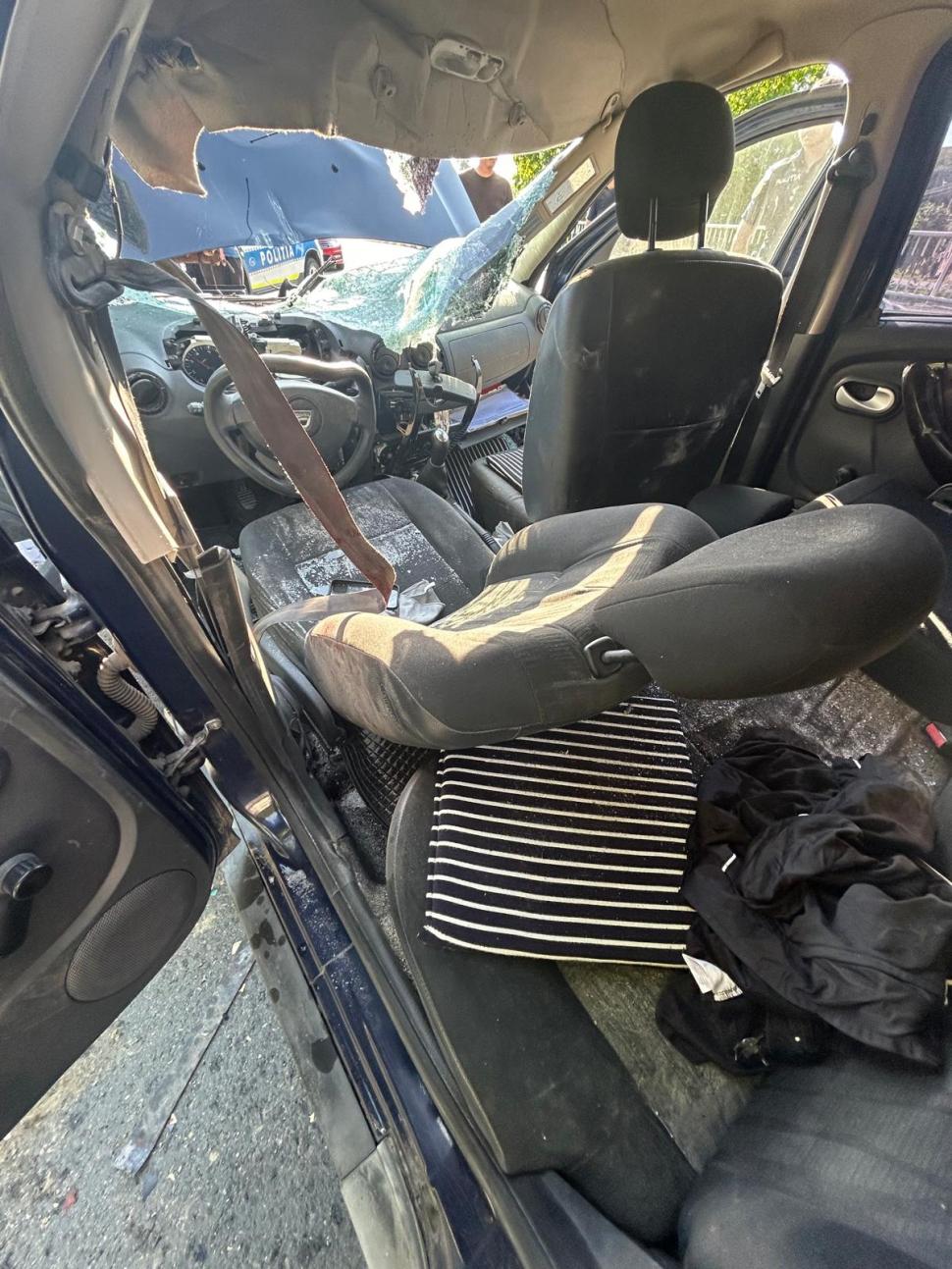 George Botizan, consilier judeţean în Arad, a fost strivit în propria maşină de un bolovan căzut de pe munte, la Gurahonţ 904398