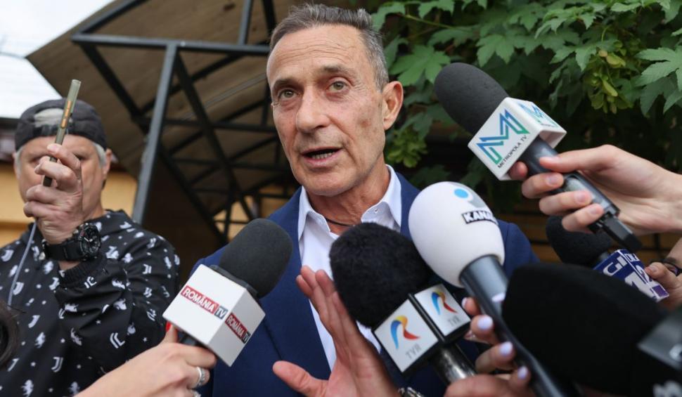 Momentul în care Radu Mazăre iese din închisoare. Roxana, soţia sa, a anunţat că este însărcinată 904377