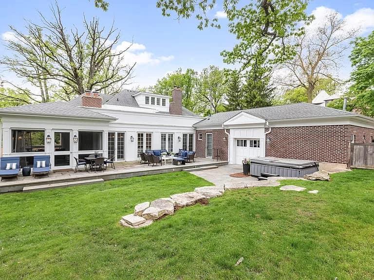 Celebra casă din "Singur Acasă” a fost scoasă la vânzare. Suma uriaşă cerută de proprietar 904636