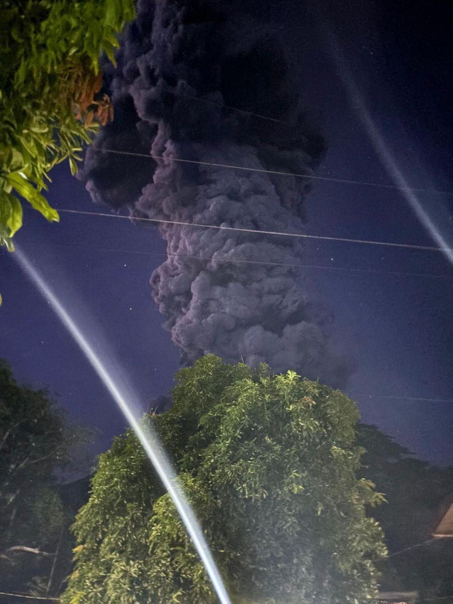 43 de cutremure în 24 de ore, oameni evacuaţi şi zboruri anulate: Vulcanul pe de Muntele Kanlaon din Filipine a erupt  905853
