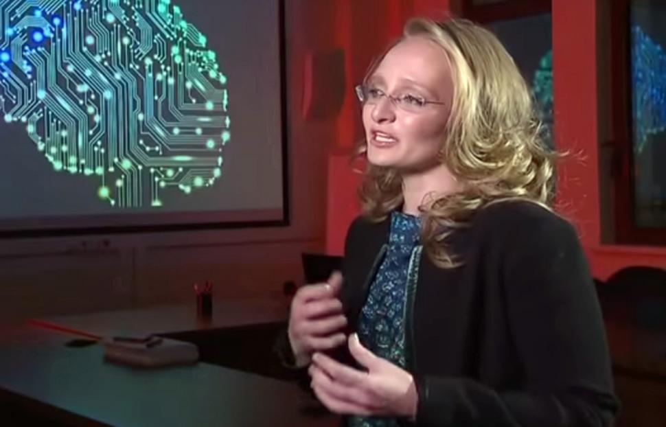 Apariție rară a fiicelor lui Putin. Maria Voronţova şi Katerina Tihonova au vorbit la forumul economic de la Sankt Petersburg 906278