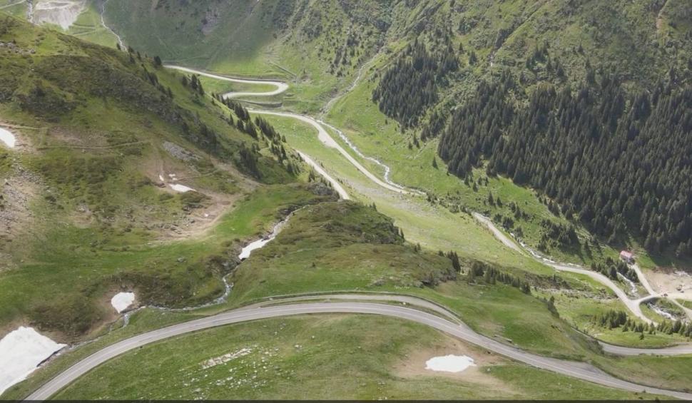 S-a deschis Trasfăgărășanul. Primele imagini din 2024 cu drumul spectaculos 906169