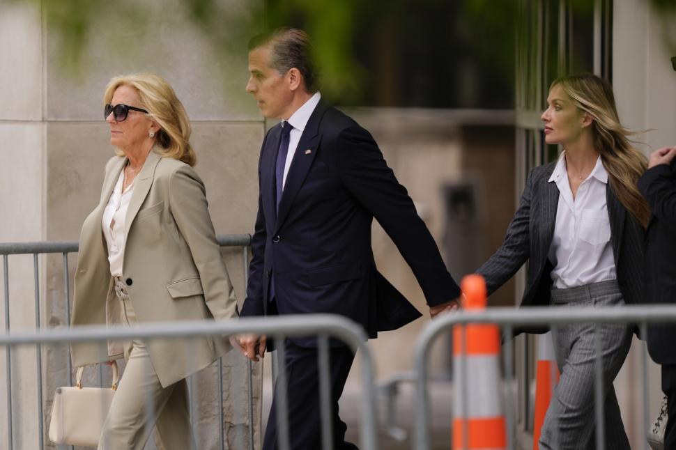 Hunter Biden, fiul președintelui SUA, a fost declarat vinovat în procesul privind infracțiuni federale cu arme de foc 907066