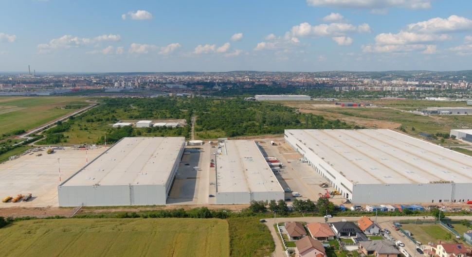 Aeroportul din România unde s-a finalizat un nou terminal cargo. S-au investit peste 33 milioane de euro. Noi locuri de muncă 907421