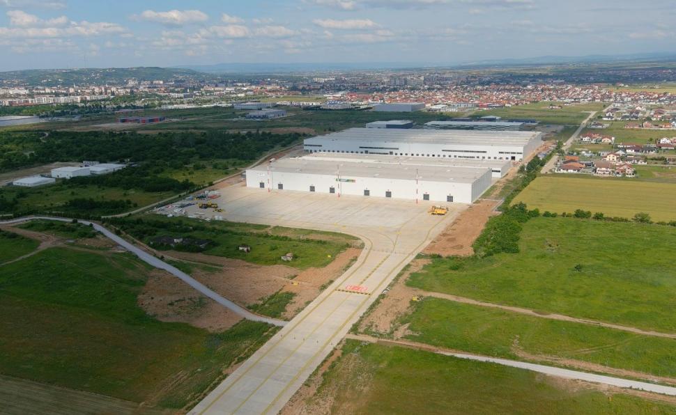 Aeroportul din România unde s-a finalizat un nou terminal cargo. S-au investit peste 33 milioane de euro. Noi locuri de muncă 907422
