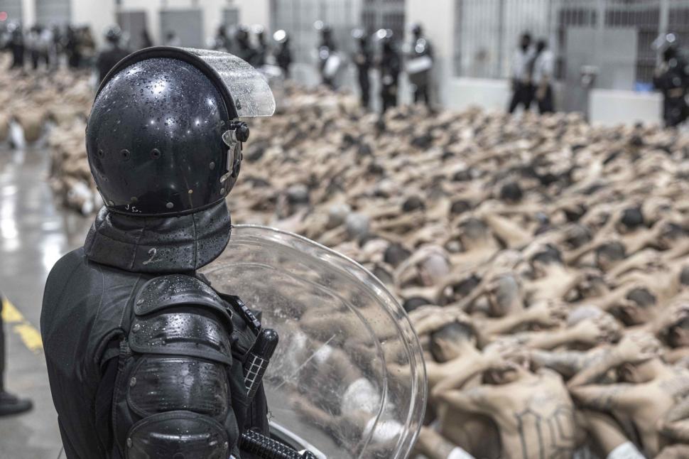 „Bine ați venit în iad”. Imagini din închisoarea în care intri și nu mai știe nimeni de tine 907391