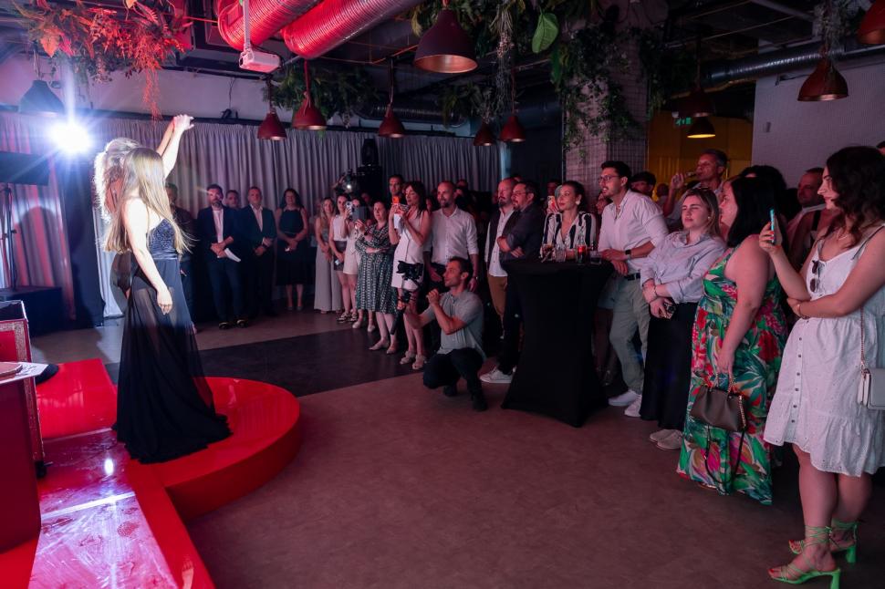 Șamponul anti-încărunțire cu efect de repigmentare 907367