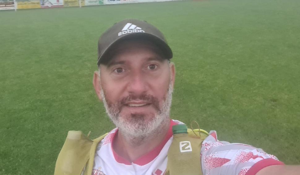 Cine este Daniel, suporterul tricolorilor care a alergat 1.400 kilometri de la București la München, pentru primul meci al României la EURO 2024 907961