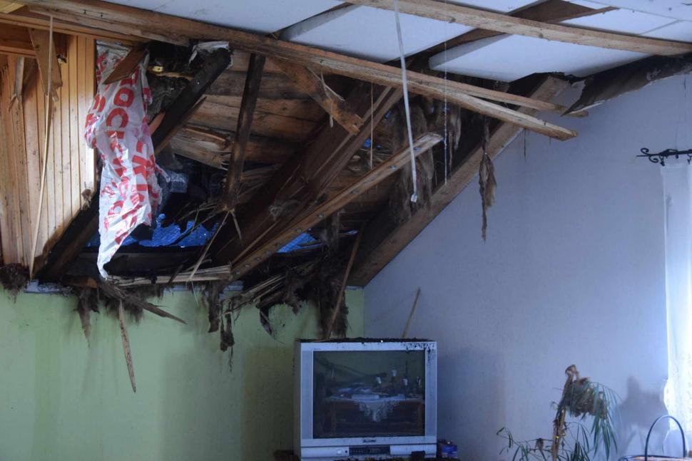 Imaginile Apocalipsei vin din Polonia: Vânt de 100 km/h și grindină cât mingea de tenis 908475