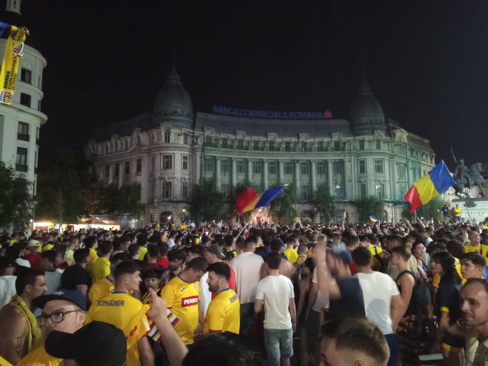 Imagini cu suporterii români sărbătorind, în marile orașe ale țării, calificarea echipei naționale în optimile EURO 2024 909543