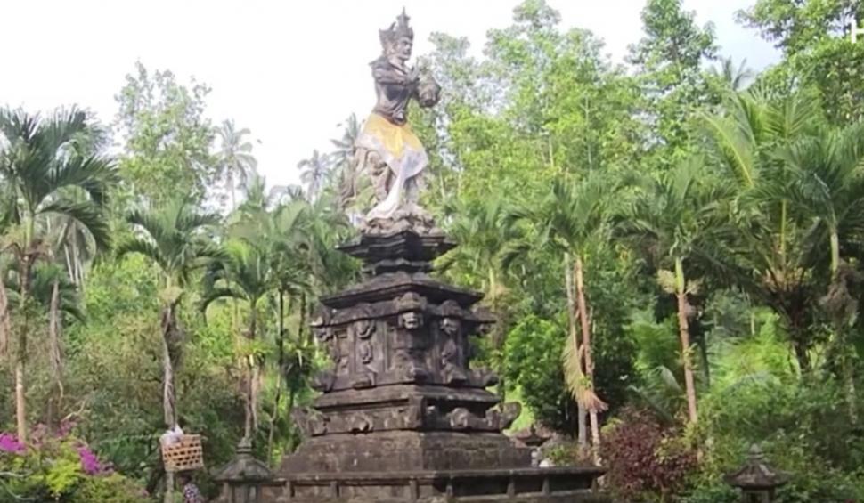 Bali, dincolo de plaje şi distracţie: Imagini cu templele sacre şi satele antice, unde turiştii vin să-şi vindece mintea şi trupul 909777