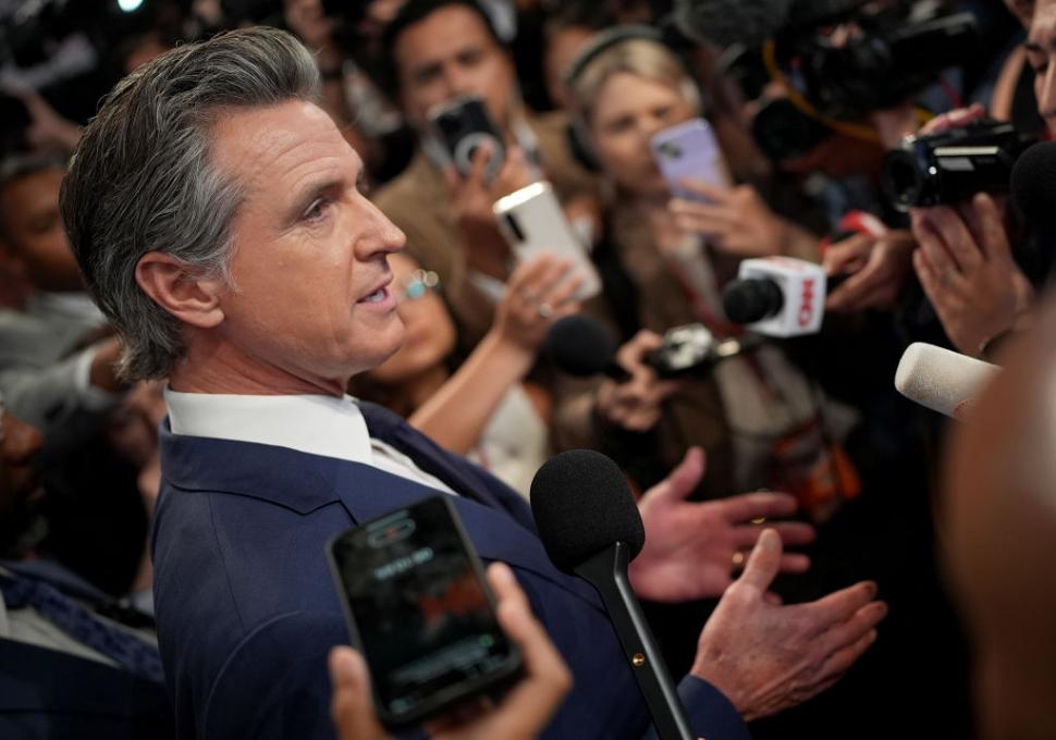 Cine este Gavin Newsom, carismaticul guvernator vehiculat ca favorit să îl înlocuiască pe Biden în cursa pentru Casa Albă 910011