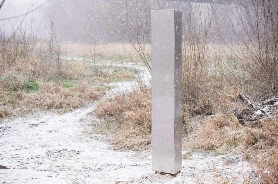 Un nou monolit misterios a fost descoperit pe un câmp din Colorado, SUA 910061