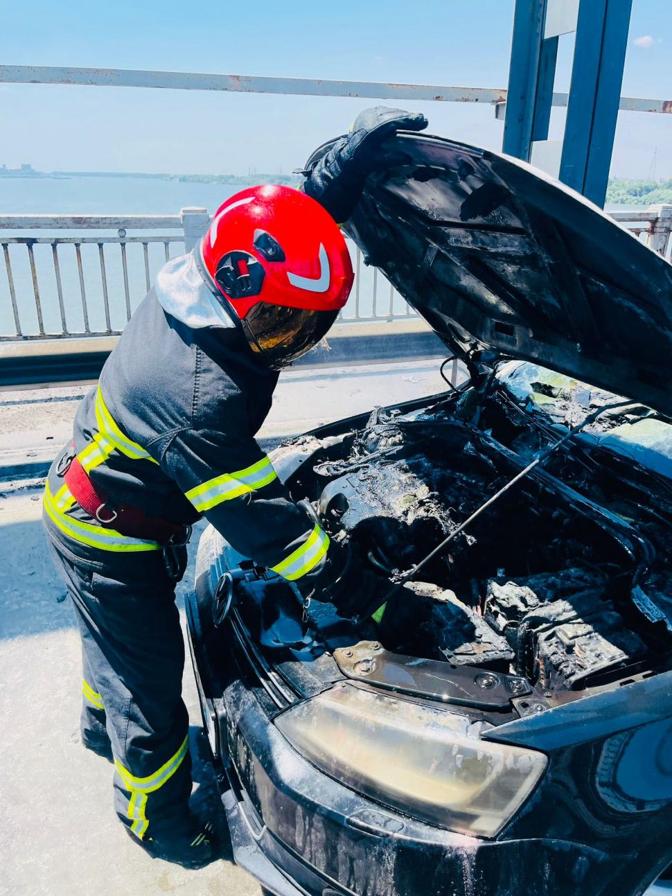 Incendiu pe „Podul Prieteniei” dintre România și Bulgaria: O mașină a luat foc în mers 910405