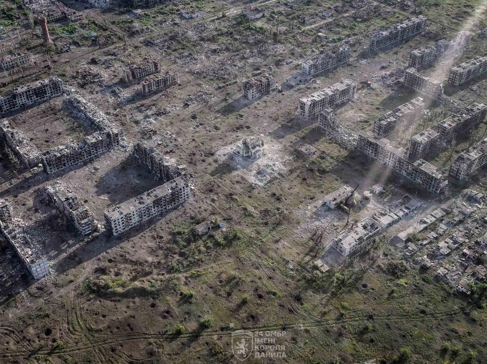 „Iadul pe pământ” în Ceasiv Iar. Rușii au ras de pe fața pământului cartierul cunoscut drept „Poarta Bahmutului” 911318