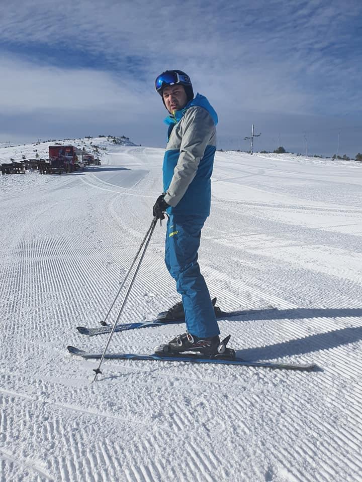 Cine este bărbatul care a murit în accidentul din Ploieşti, după ce maşina lui s-a încolăcit pe bara metalică 911583