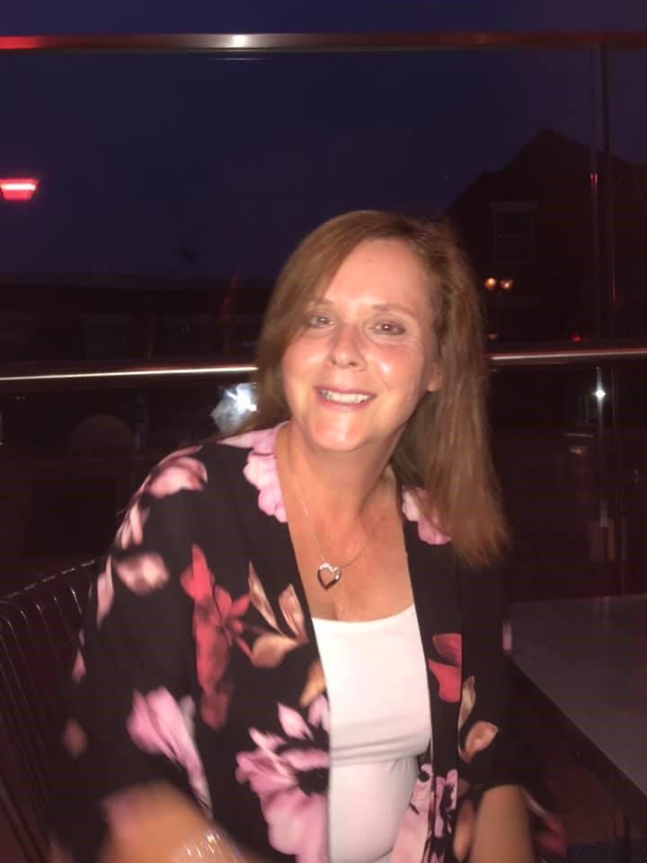 UPDATE. Criminalul care a ucis familia unui cunoscut prezentator BBC a fost prins de poliție. Cine sunt cele trei femei omorâte cu o arbaletă 912072