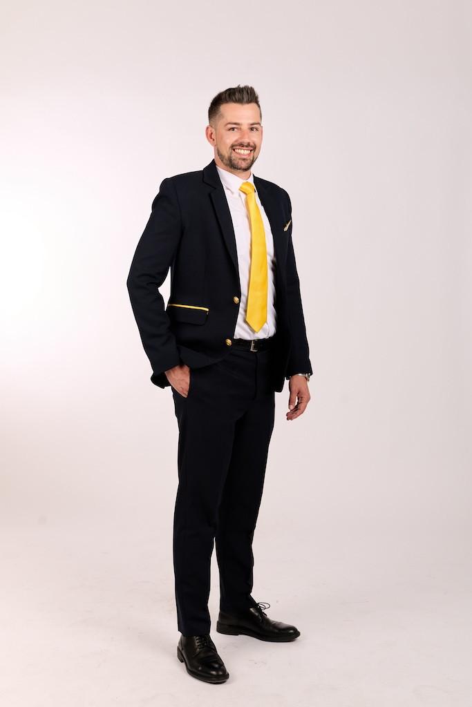 Vrei să-ți schimbi viața? Devino însoţitor de bord cu Shell Team Aviation 912147